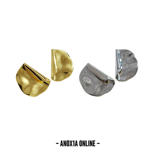 Modern Round Metallic Leaf Ear Studs | Unforgettable Style |