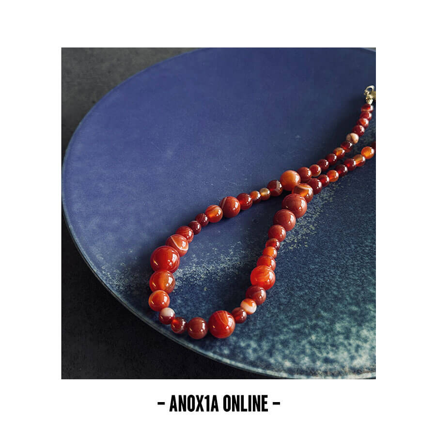 Elegant Red Agate Beaded Necklace – Timeless Symbol