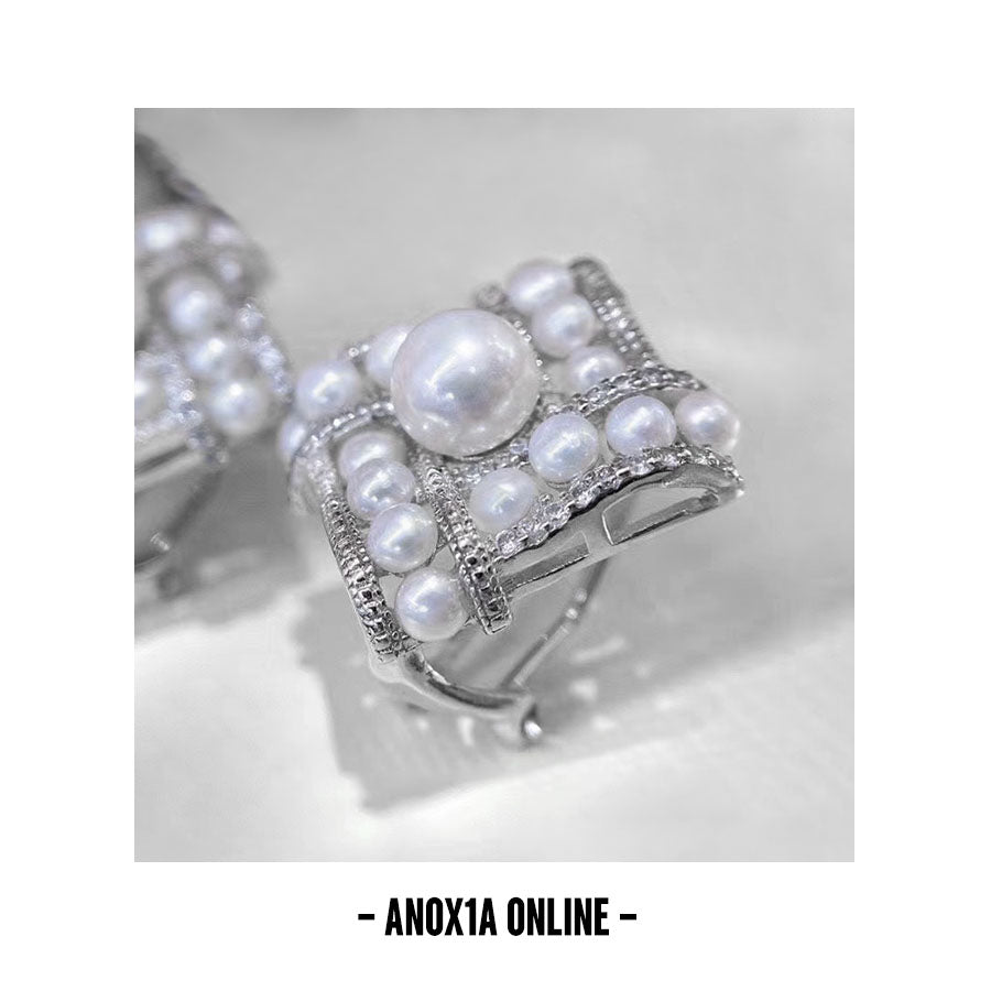 Exquisite Square Freshwater Pearl and Shell Pearl Clip-on