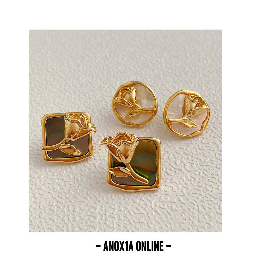 Gold-Edged Square and Round Earrings set with Acetate