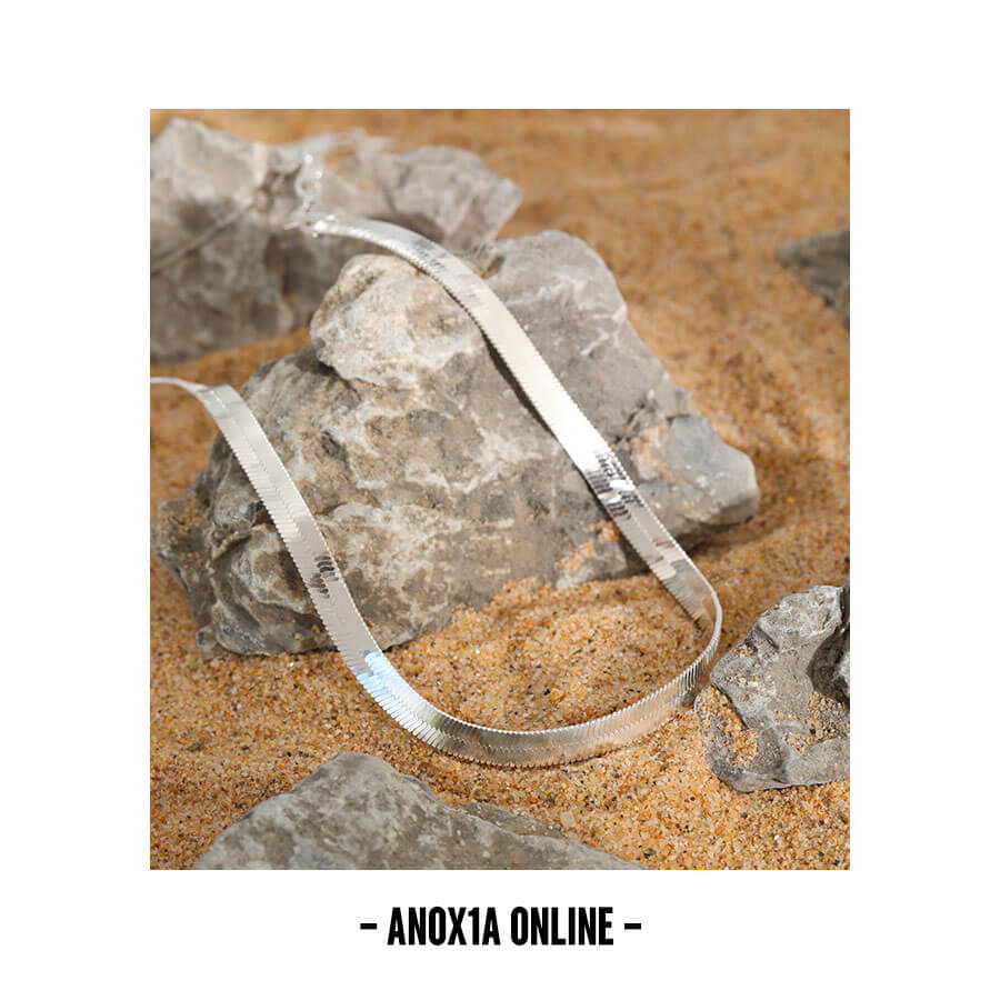 Minimalist S925 Sterling Silver Snake Bone Choker Necklace |